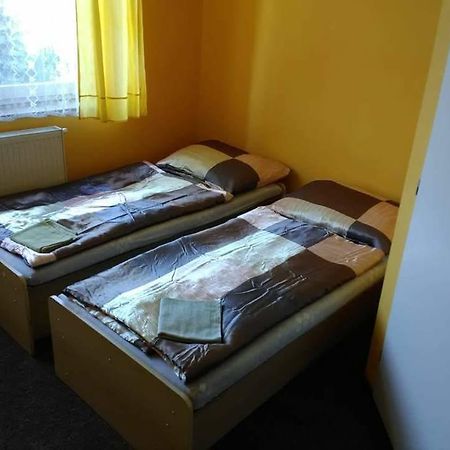 Hotel Modra Hvezda Sadská Kültér fotó